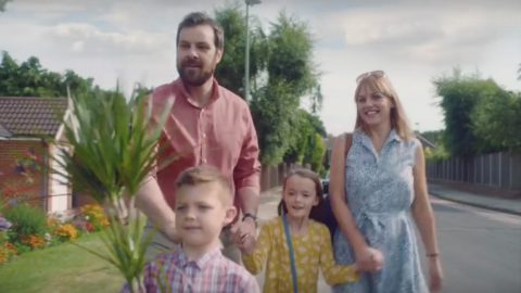 Adbreakanthems Holiday Inn Express – Slough tv advert ad music