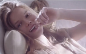 Adbreakanthems Karl Lagerfield: Chloé – Eau de Parfum tv advert ad music