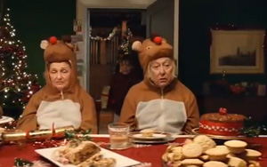 Adbreakanthems Aldi – Everyone’s Coming To Us This Christmas tv advert ad music