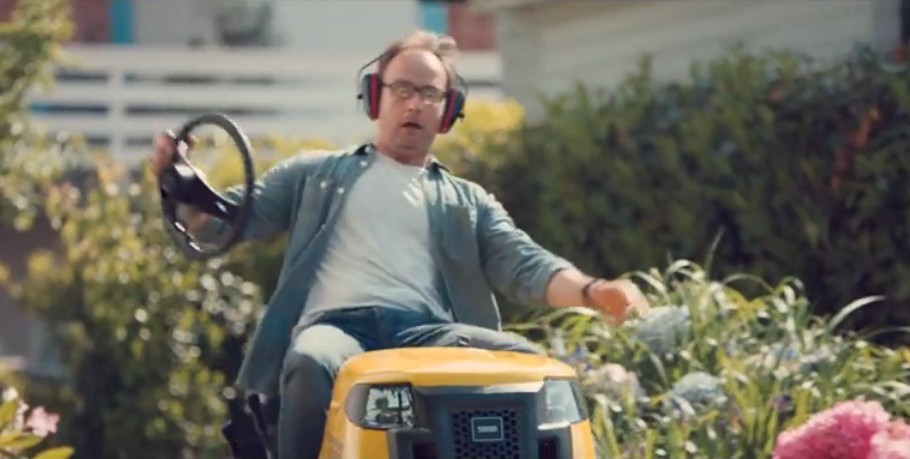 Adbreakanthems VW Value For Money – Golf: Lawnmower tv advert ad music