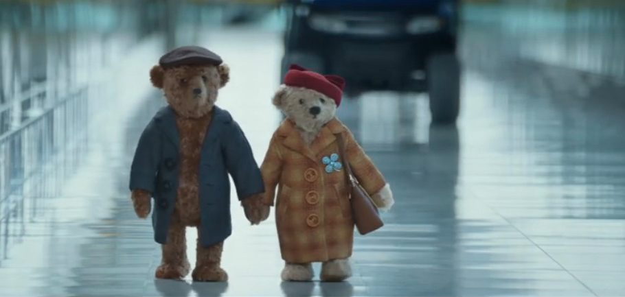 Adbreakanthems Heathrow Airport – Coming Home For Christmas tv advert ad music